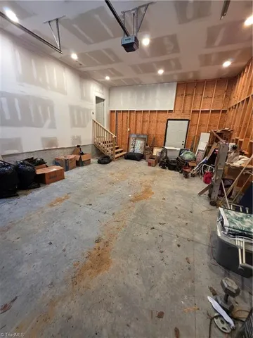 $615,000 | 252 Lynn Drive, Lexington, NC 27292