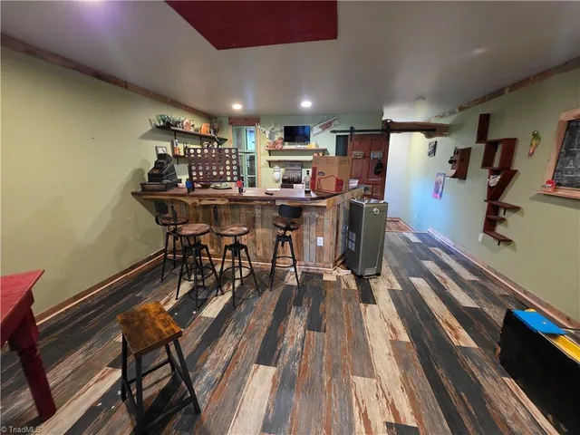 $615,000 | 252 Lynn Drive, Lexington, NC 27292