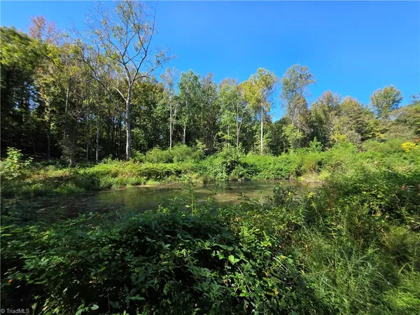 $600,000 | 252 Lynn Drive, Lexington, NC 27292