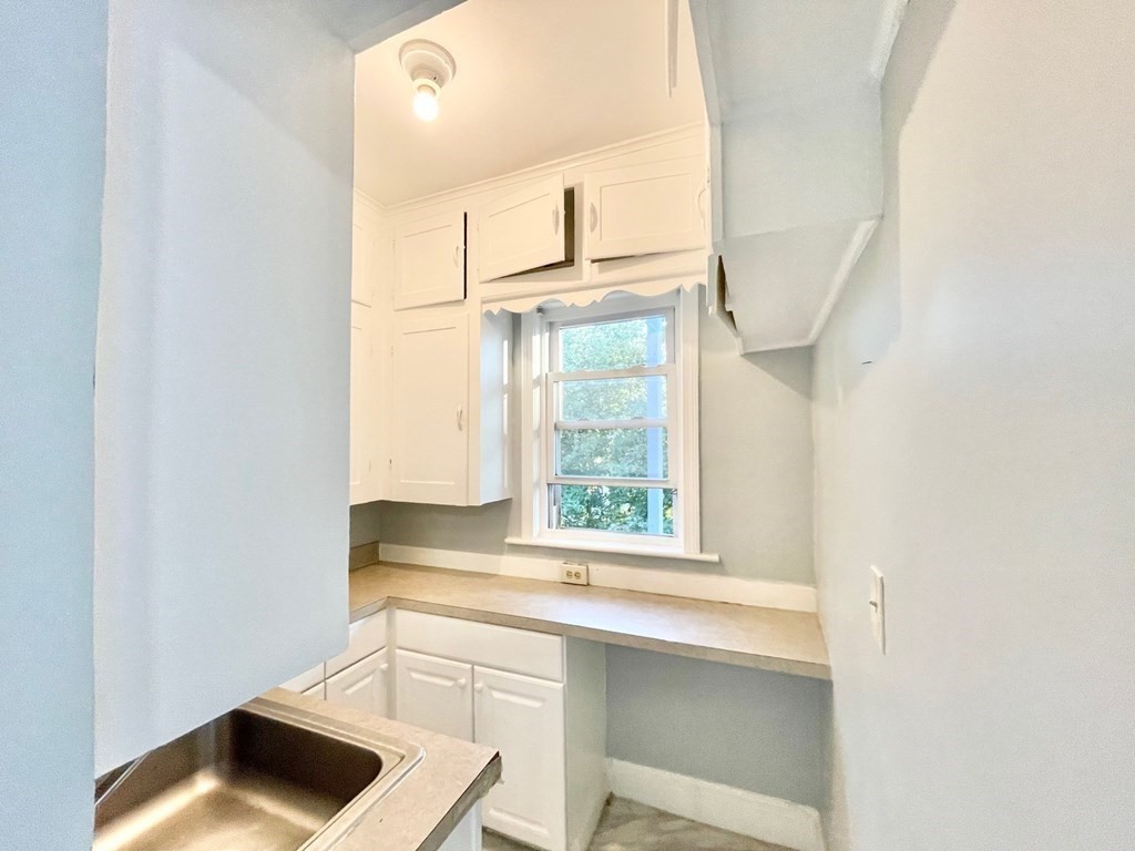 37 Hamilton Street, Unit 2 Everett, MA 02149 - Photo 12 of 21