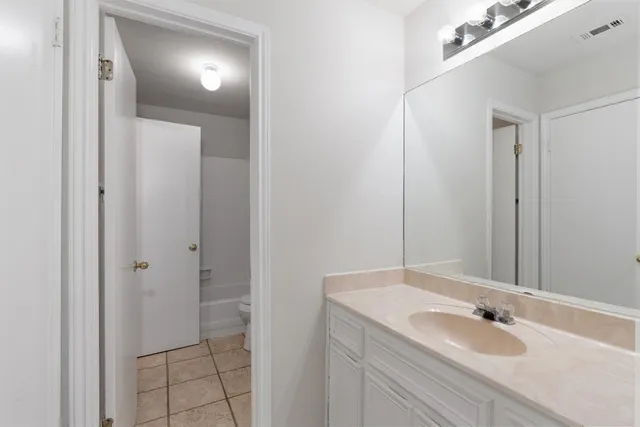 $450,000 | 3925 Newland Drive, Round Rock, TX 78681