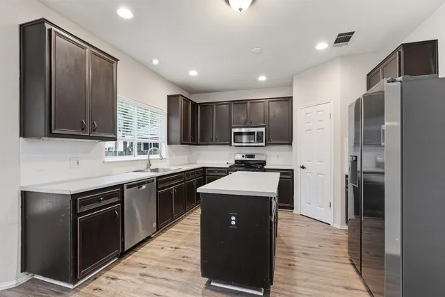 $450,000 | 3925 Newland Drive, Round Rock, TX 78681