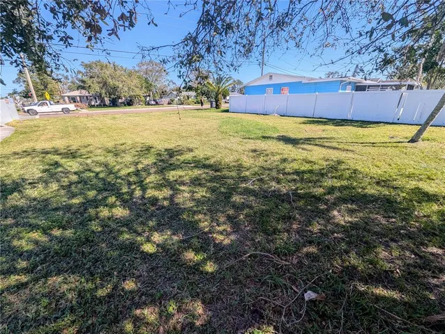 a view of an outdoor space and a yard