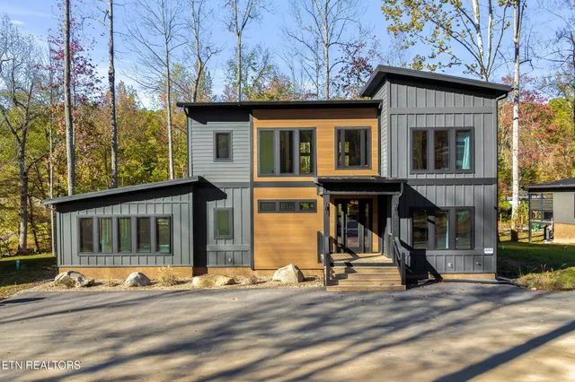 $1,699,000 | 4143 Fontaine Way, Gatlinburg, TN 37738