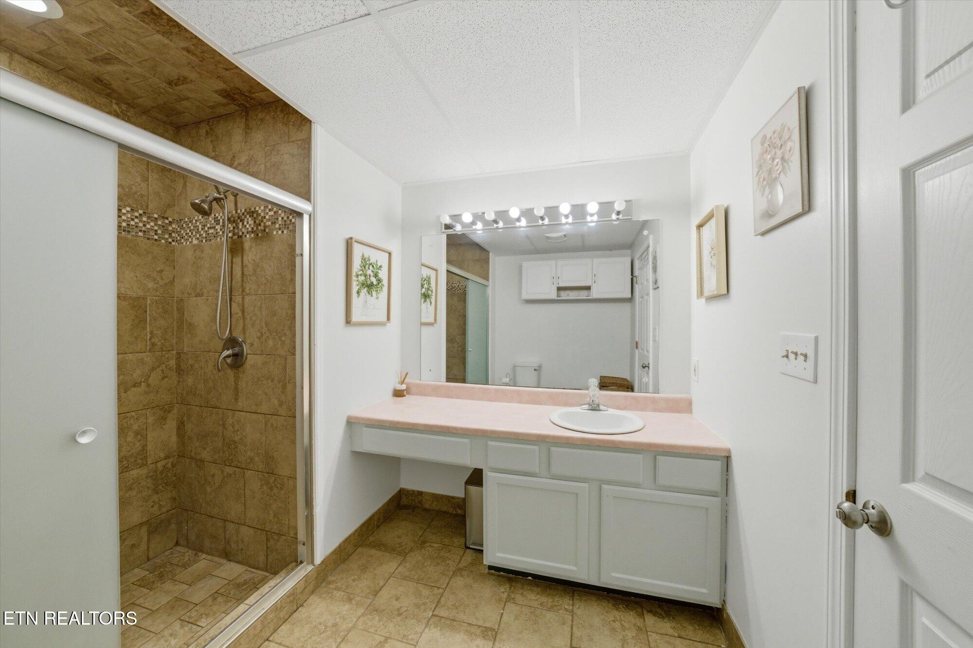 1618 Rivergate Ridge Court Sevierville, TN 37862 - Photo 12 of 25 20-1618-Rivergate-Ridge-Ct-Sevierville-T