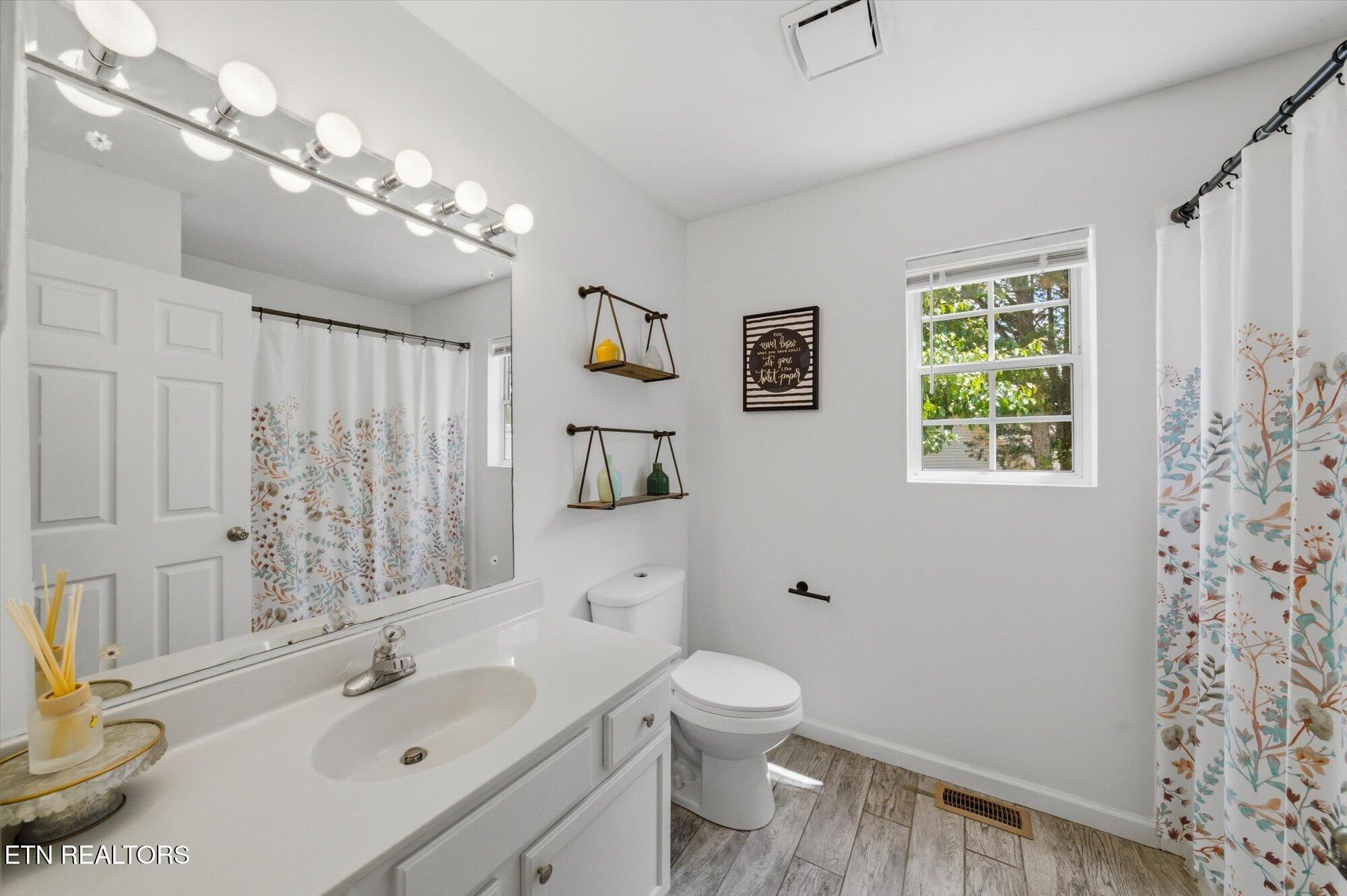 1618 Rivergate Ridge Court Sevierville, TN 37862 - Photo 14 of 25 24-1618-Rivergate-Ridge-Ct-Sevierville-T