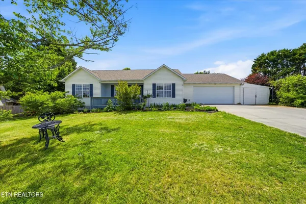 $374,900 | 1618 Rivergate Ridge Court, Sevierville, TN 37862