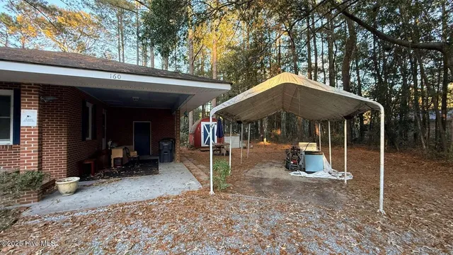 $190,000 | 160 Pinewood Drive, Arapahoe, NC 28510