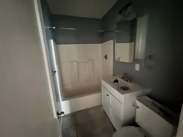 $2,200 | 65-67 Palm Street, Bridgeport, CT 06610