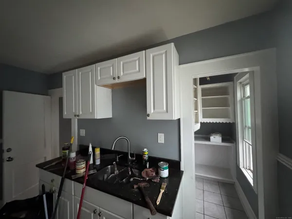 $2,200 | 65-67 Palm Street, Bridgeport, CT 06610