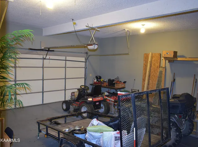 $402,500 | 239 Sulphur Springs Road, Harlan, KY 40840