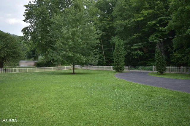 $402,500 | 239 Sulphur Springs Road, Harlan, KY 40840