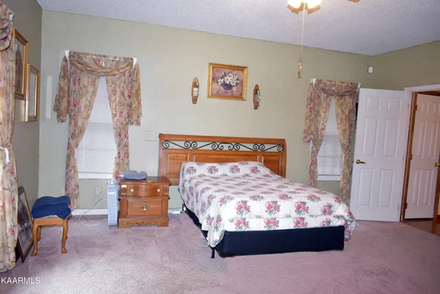 $402,500 | 239 Sulphur Springs Road, Harlan, KY 40840