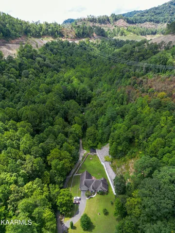 $402,500 | 239 Sulphur Springs Road, Harlan, KY 40840