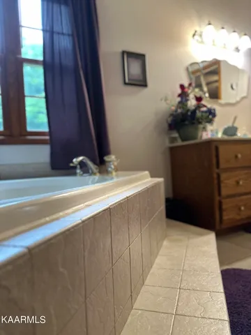 $402,500 | 239 Sulphur Springs Road, Harlan, KY 40840