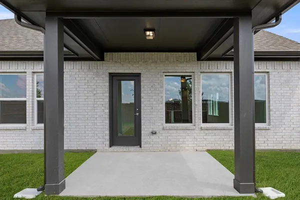$427,000 | 1212 Redcoat Drive, Forney, TX 75126