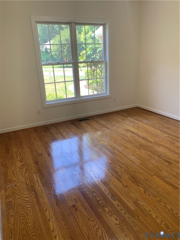 2907 Sweetspire Ridge Midlothian, VA 23113 - Photo 16 of 19 Bd room w/hardwood floors.