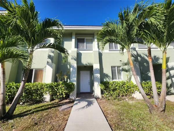 $2,550 | 119 Hidden Ct Drive, Hollywood, FL 33023
