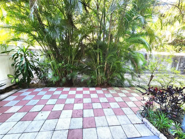 $2,550 | 119 Hidden Ct Drive, Hollywood, FL 33023