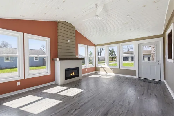 $349,900 | 710 South Elm Street, Three Oaks, MI 49128