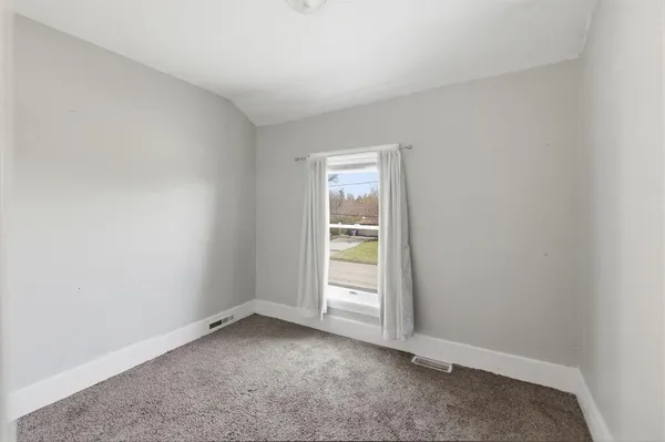 $349,900 | 710 South Elm Street, Three Oaks, MI 49128
