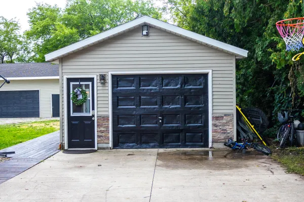 $349,900 | 710 South Elm Street, Three Oaks, MI 49128