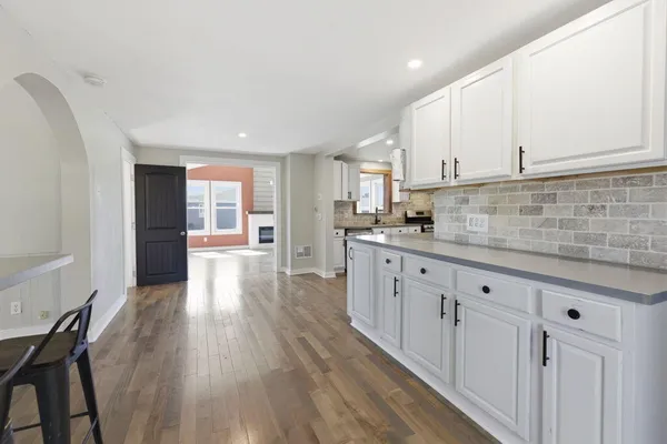 $349,900 | 710 South Elm Street, Three Oaks, MI 49128