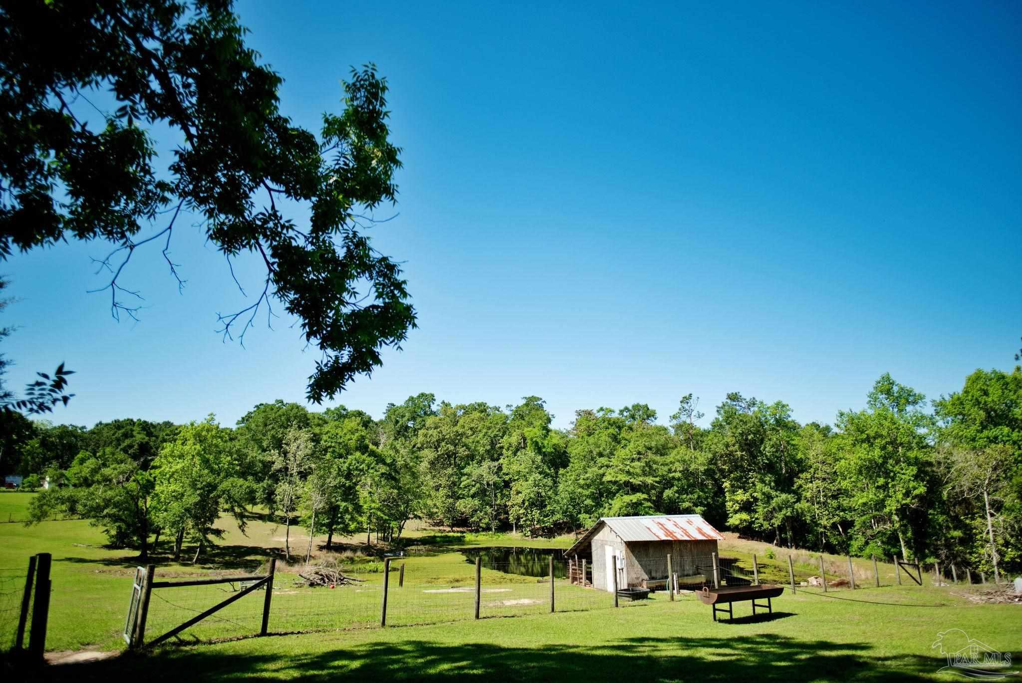 2001 Chavers Road Cantonment, FL 32533 - Photo 28 of 64