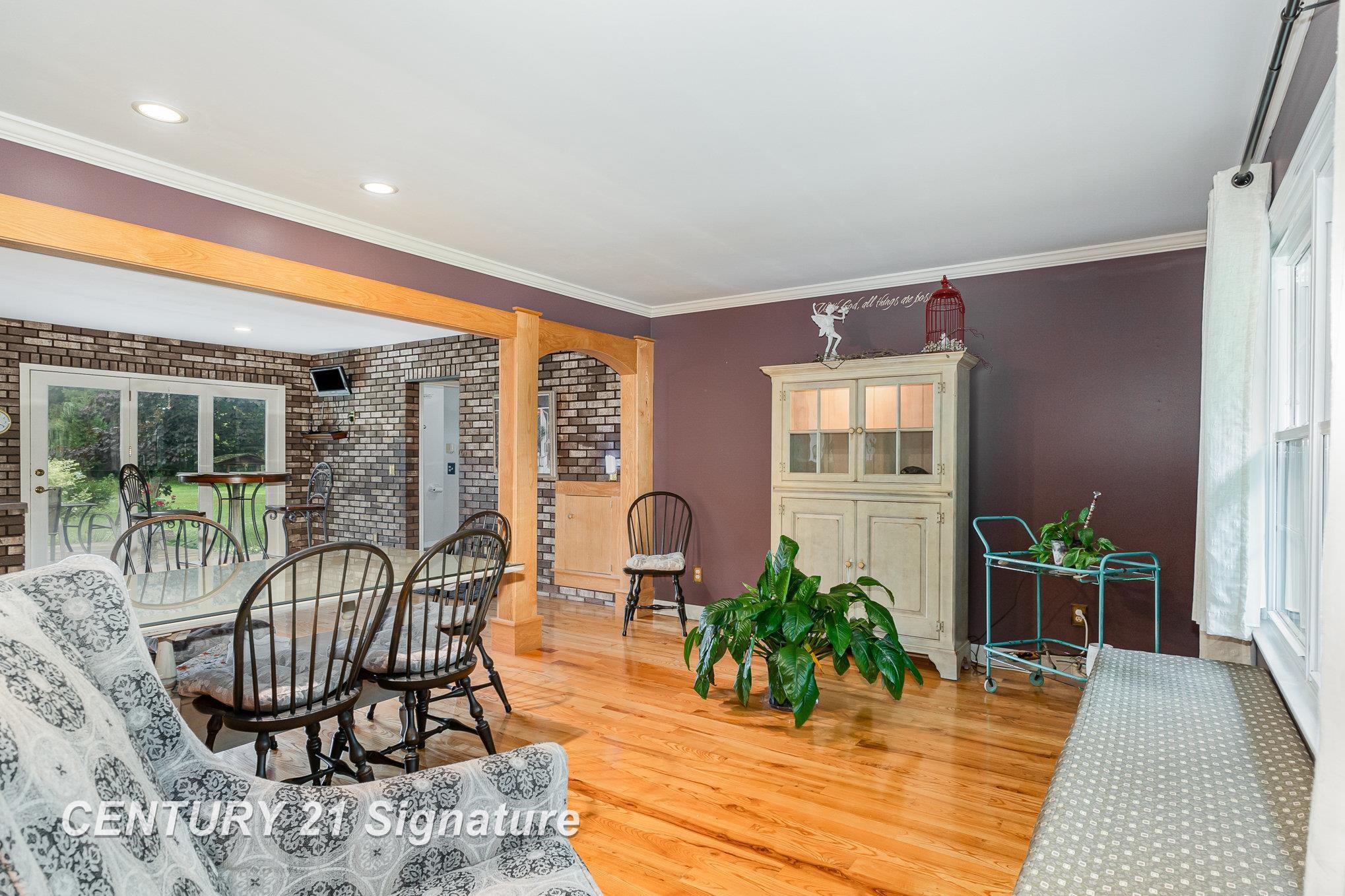 15521 Ithaca Road St. Charles, MI 48655 - Photo 5 of 33 Living area