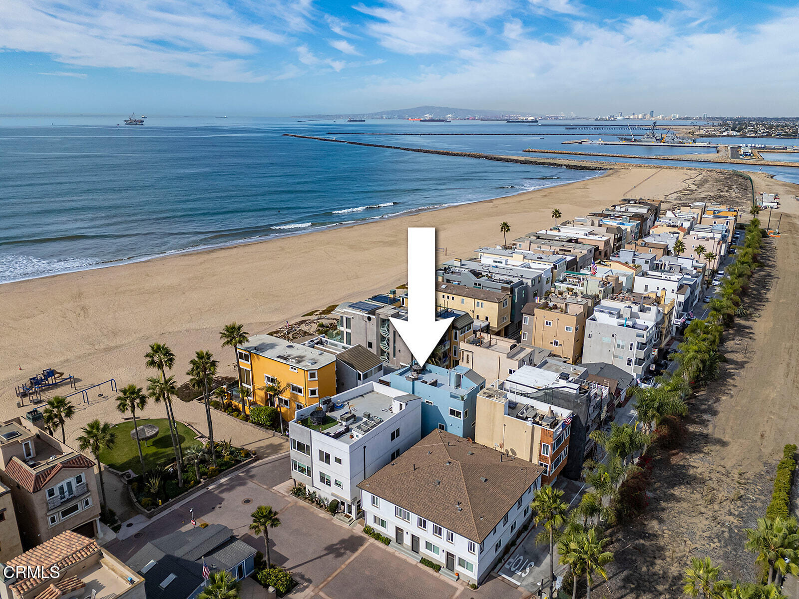 92 B Surfside Avenue Surfside, CA 90743 - Photo 2 of 47 a view of a balcony with chairs and ocean view