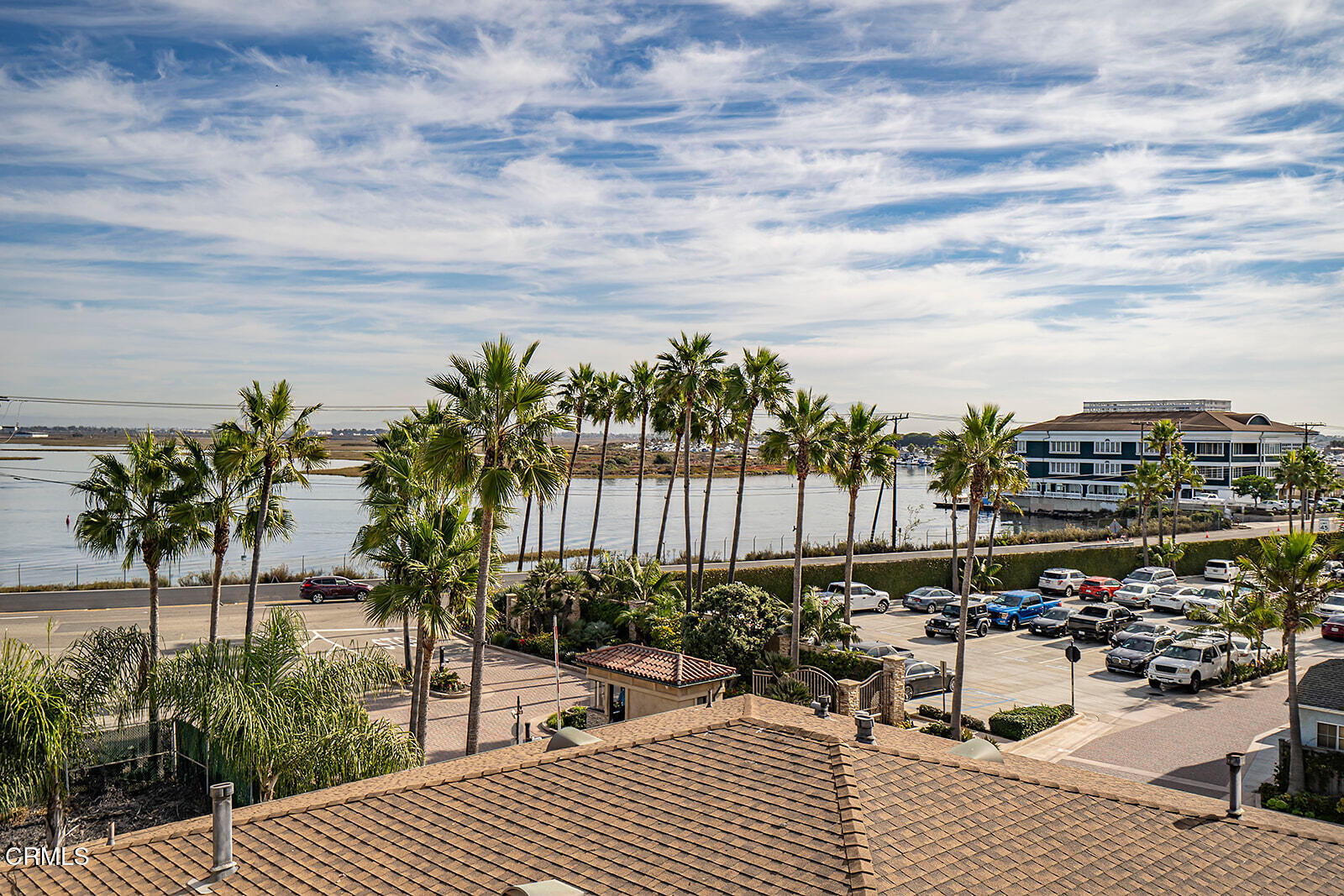 92 B Surfside Avenue Surfside, CA 90743 - Photo 37 of 47 a view of a chairs and table in patio