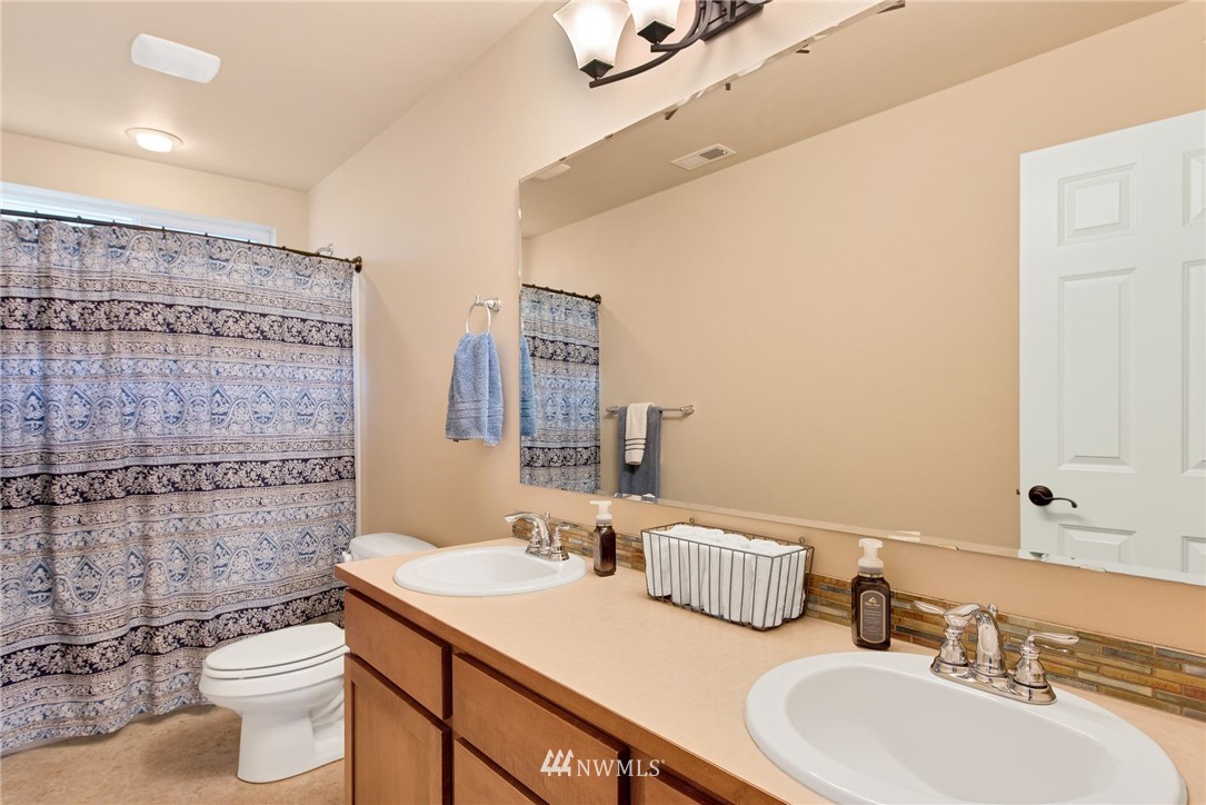 4212 230th Place Southeast Bothell, WA 98021 - Photo 14 of 27