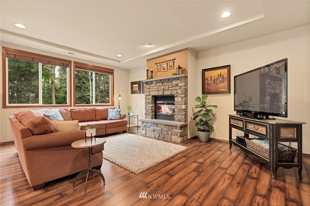 4212 230th Place Southeast Bothell, WA 98021 - Photo 5 of 27