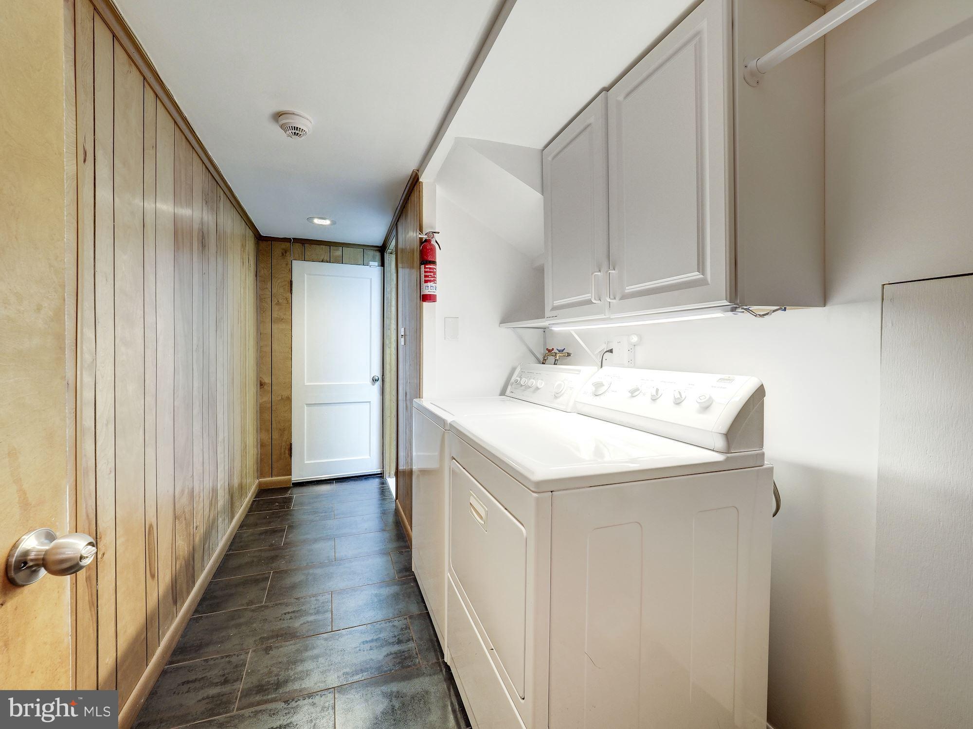 6528 Wiscasset Road Bethesda, MD 20816 - Photo 36 of 38 Laundry Room