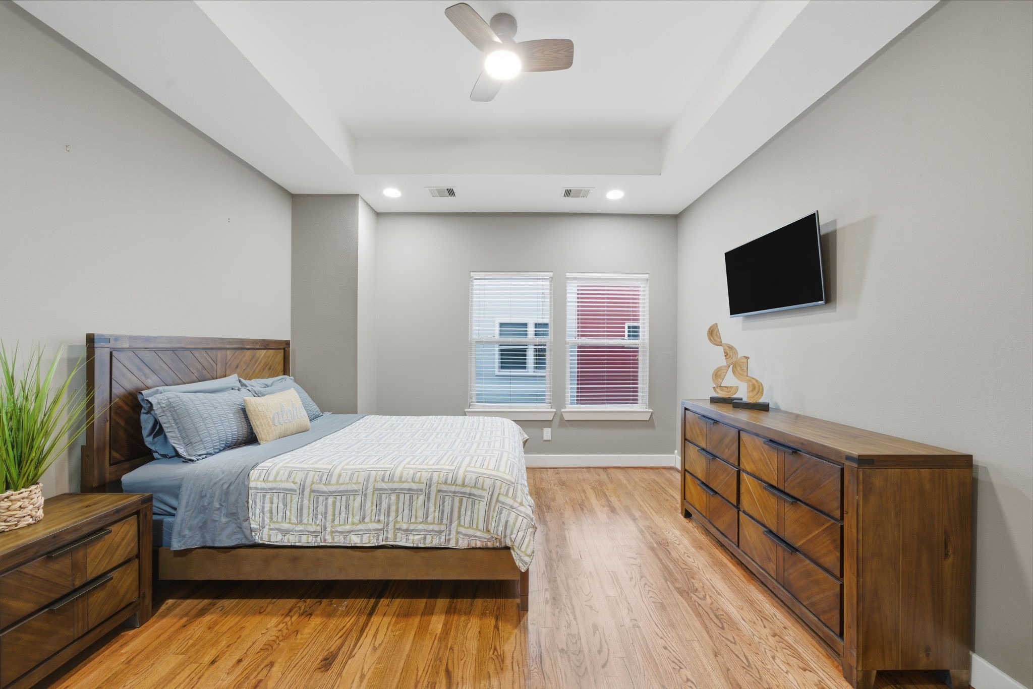1036 West 24th Street Houston, TX 77008 - Photo 17 of 36
