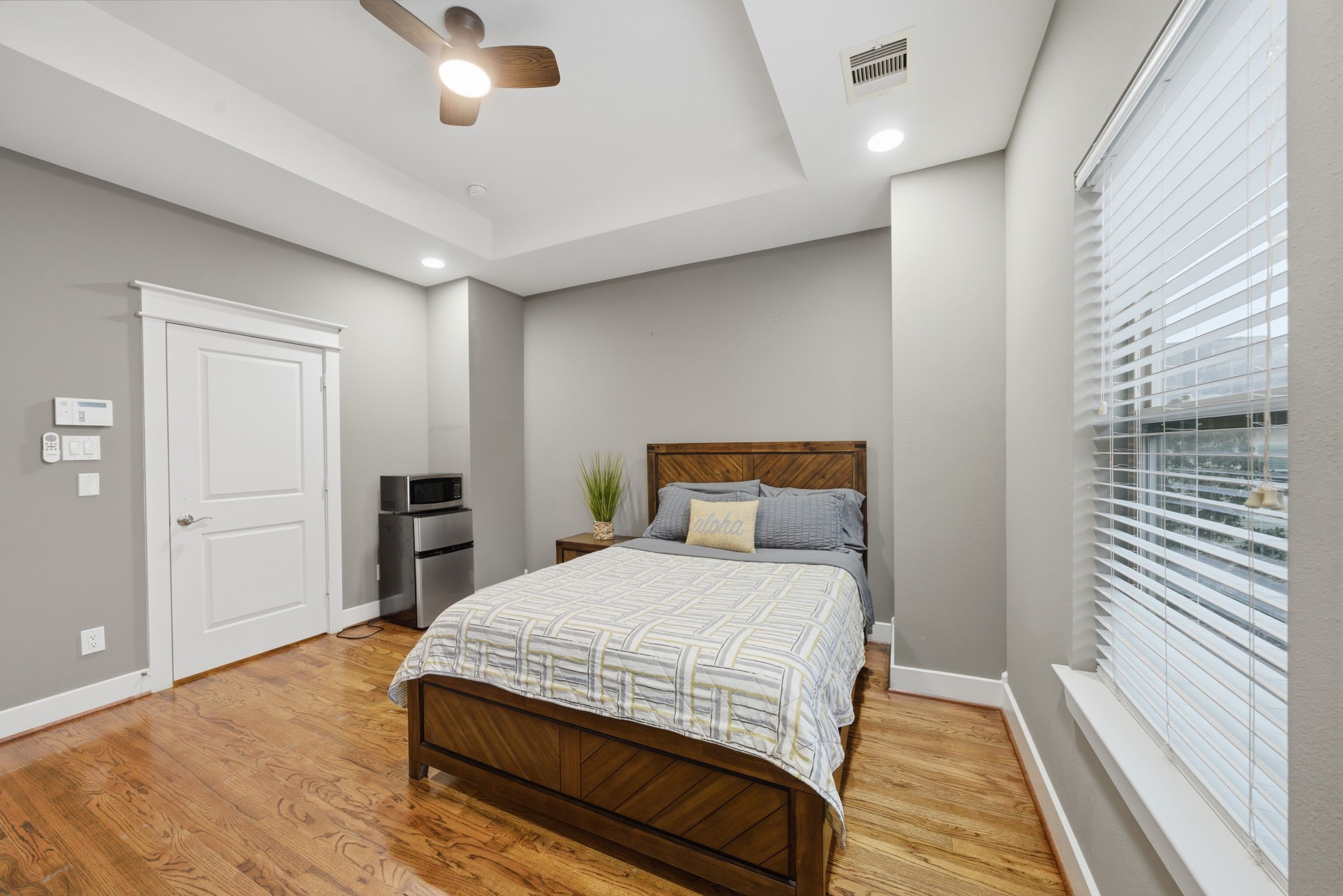 1036 West 24th Street Houston, TX 77008 - Photo 19 of 36