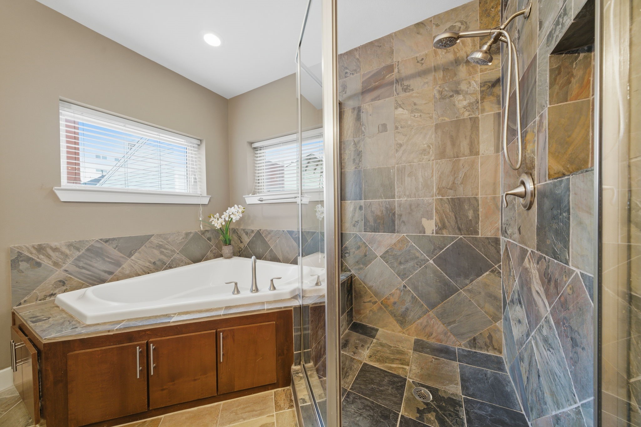 1036 West 24th Street Houston, TX 77008 - Photo 26 of 36
