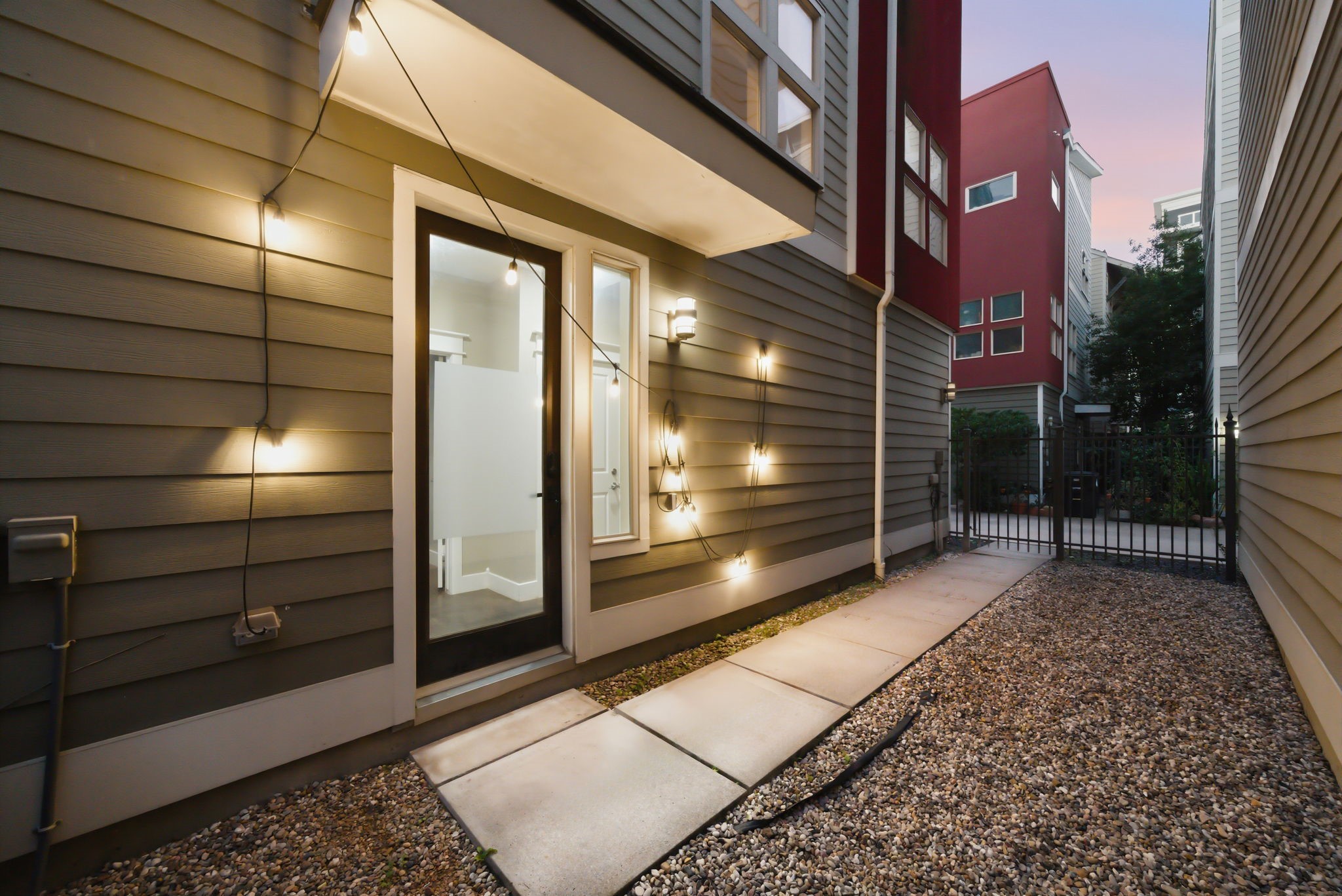 1036 West 24th Street Houston, TX 77008 - Photo 30 of 36