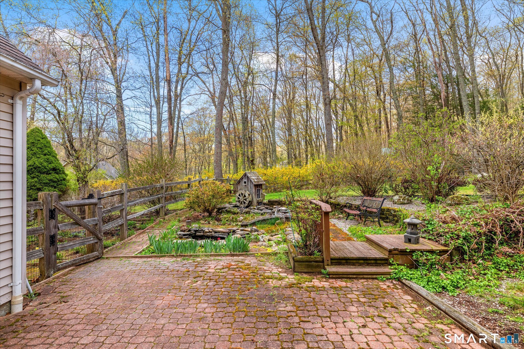 74 Taft Pond Road Pomfret, CT 06259 - Photo 6 of 40