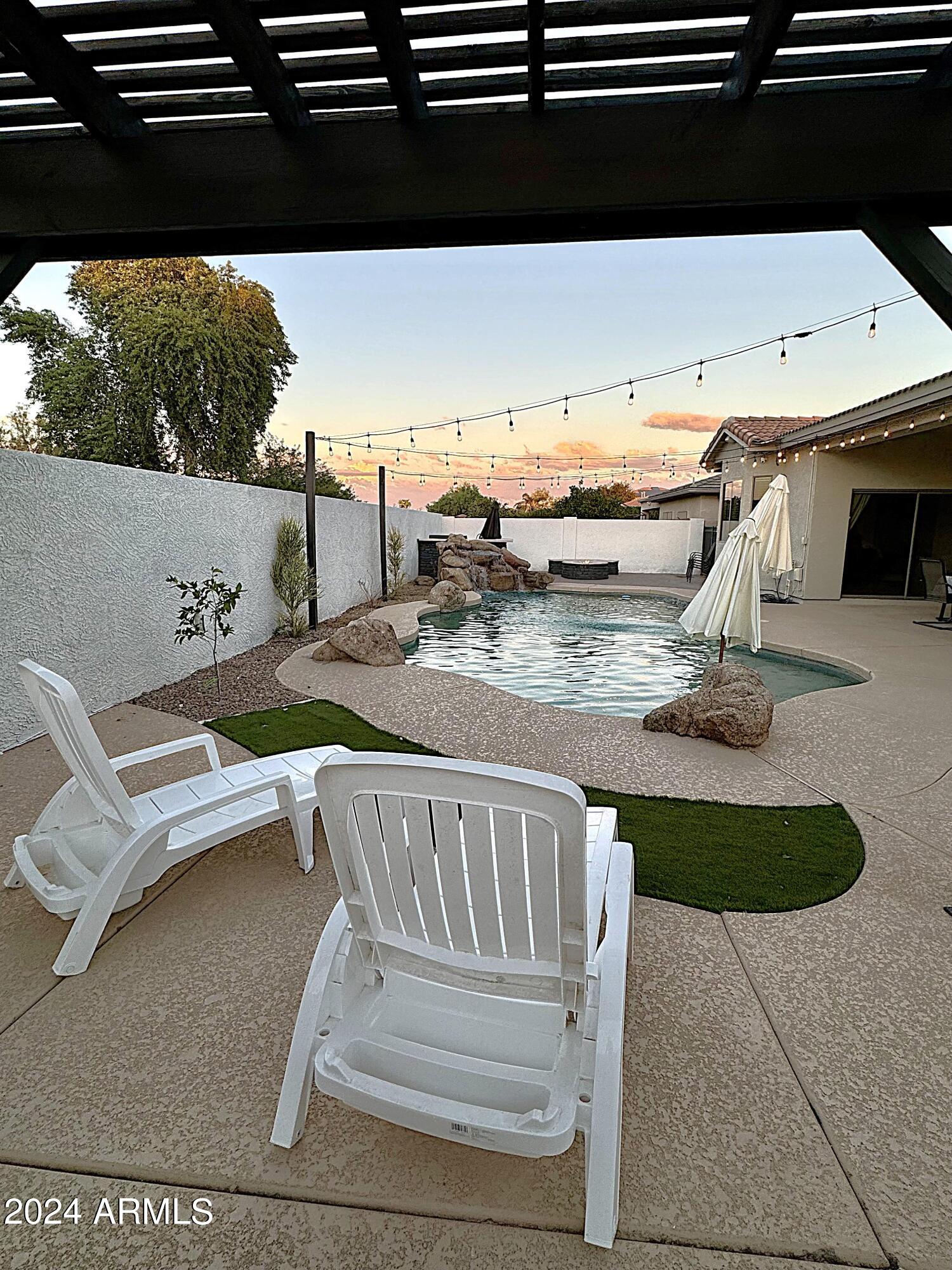 16852 West Northampton Road Surprise, AZ 85374 - Photo 24 of 31 sunset