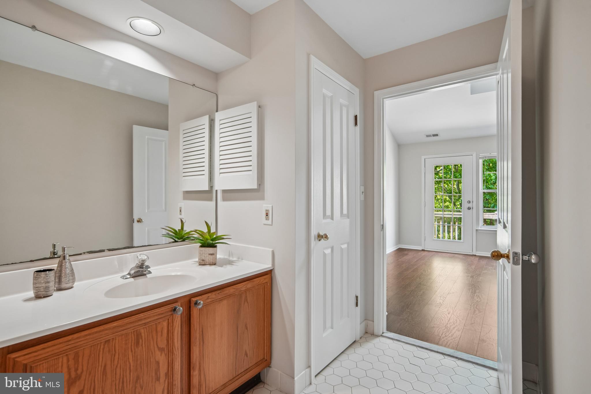 623 Brickhouse Road Princeton, NJ 08540 - Photo 16 of 25 Primary Bathroom
