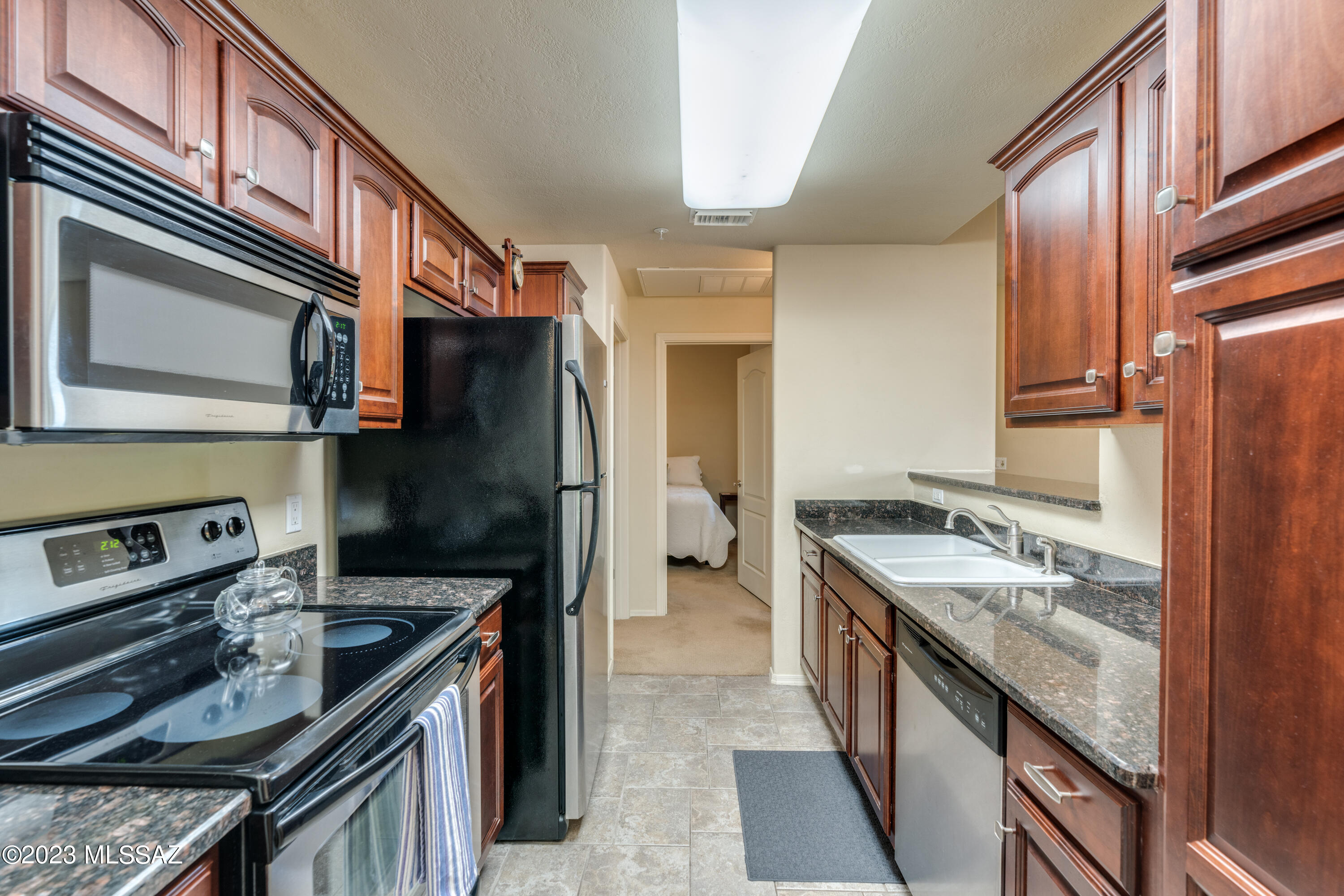 2550 East River Road, Unit 5302 Tucson, AZ 85718 - Photo 6 of 35
