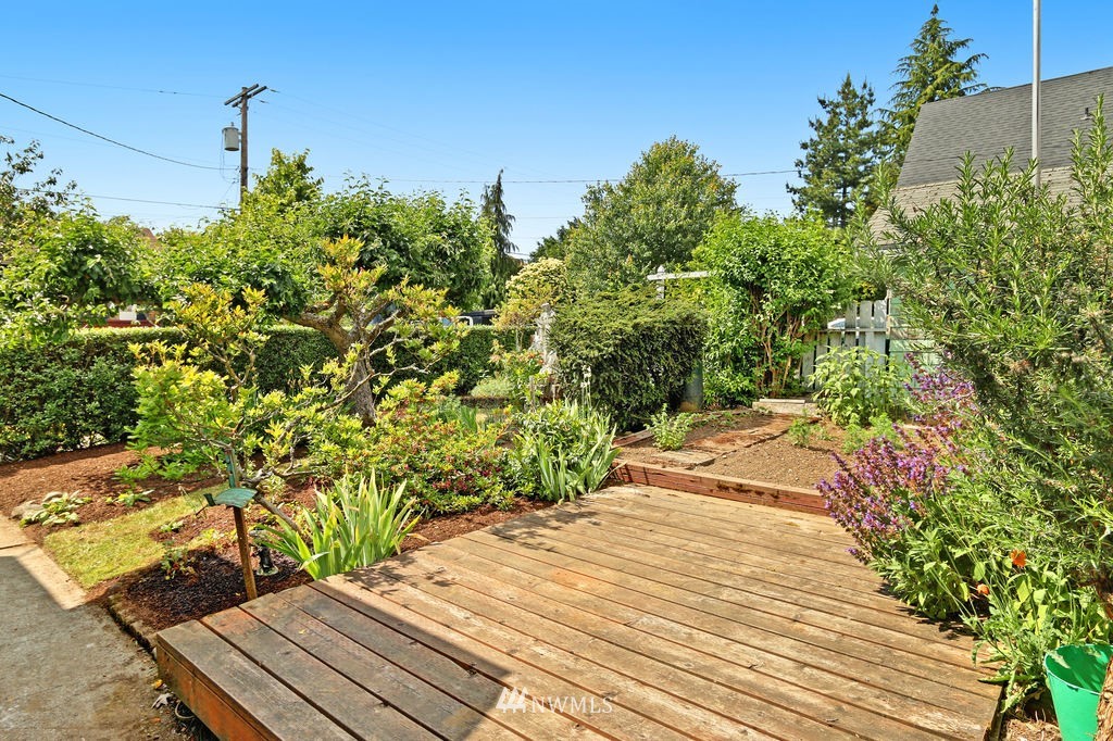 902 North 77th Street Seattle, WA 98103 - Photo 21 of 23 Gallery Image 21