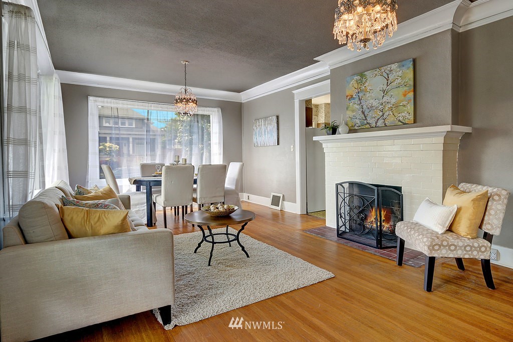 902 North 77th Street Seattle, WA 98103 - Photo 5 of 23 Gallery Image 5