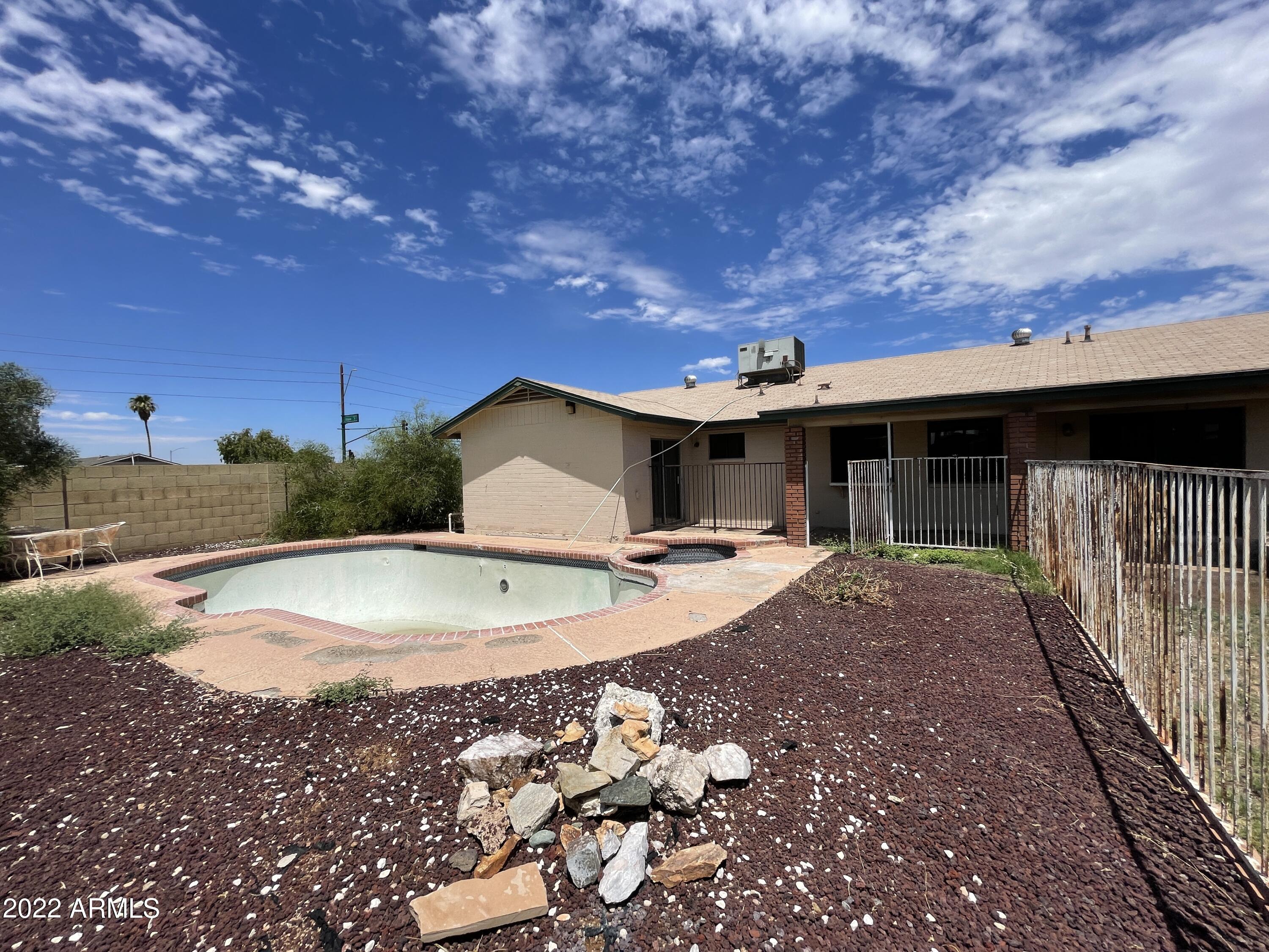 1845 West Utopia Road Phoenix, AZ 85027 - Photo 27 of 33 Backyard