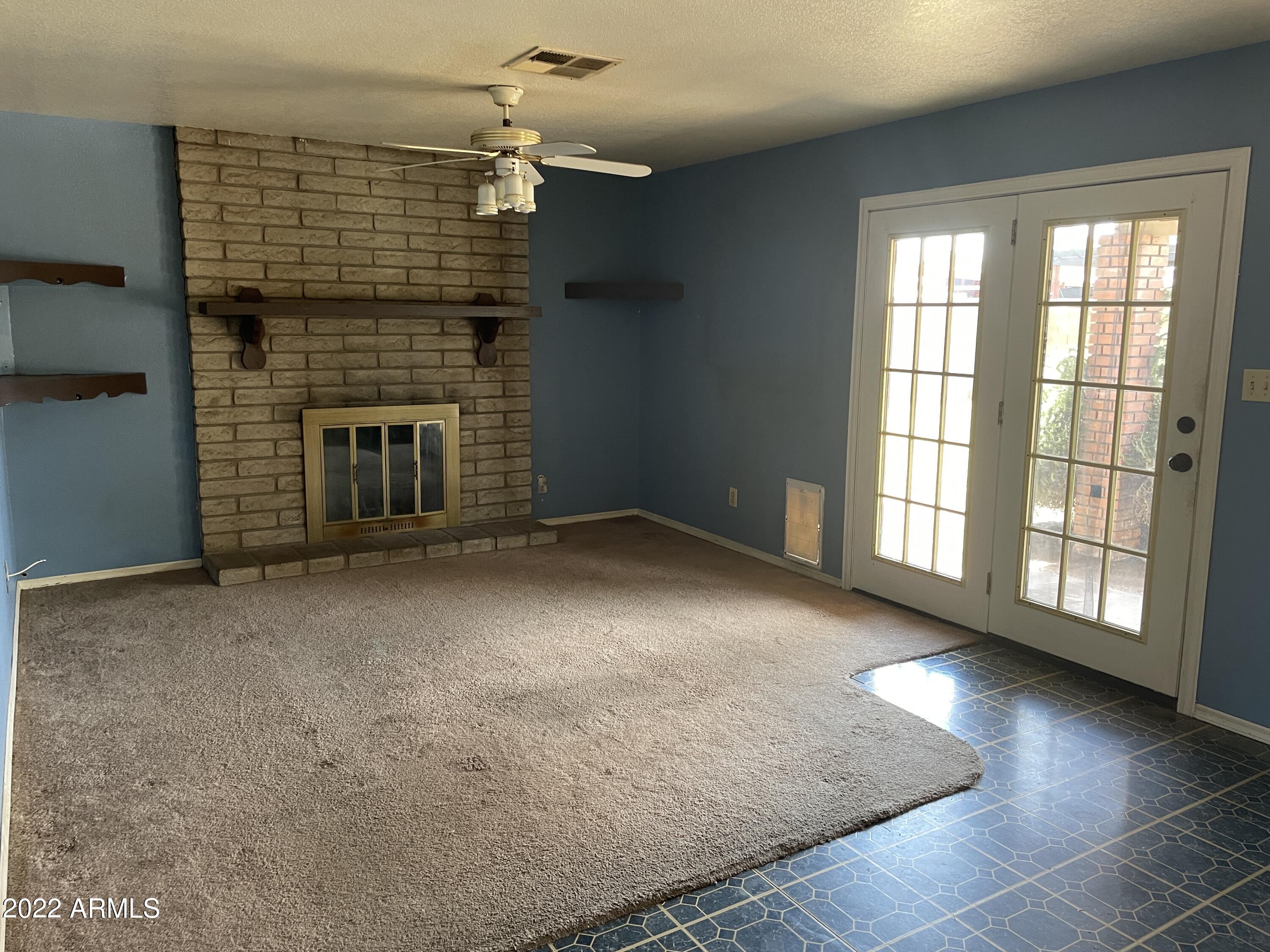 1845 West Utopia Road Phoenix, AZ 85027 - Photo 9 of 33 Great Room