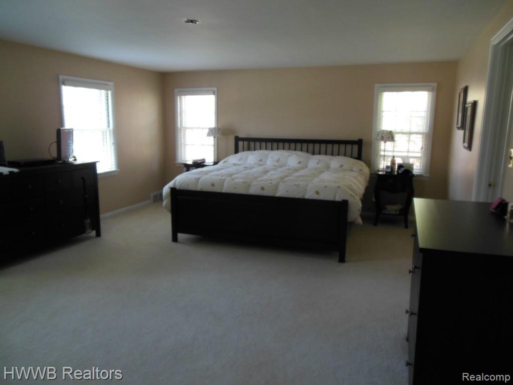 300 North Cranbrook Road Bloomfield Hills, MI 48301 - Photo 7 of 15 Spacious Master Bedroom W/Private Master Bath