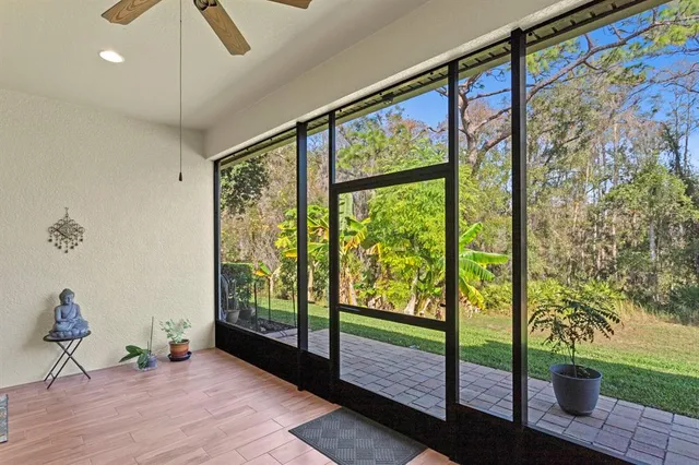 an aerial view of a tennis ground