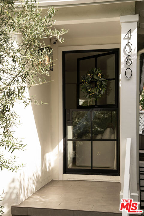 4080 Alla Road Los Angeles, CA 90066 - Photo 2 of 57