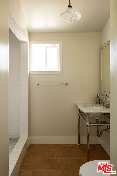 4080 Alla Road Los Angeles, CA 90066 - Photo 50 of 57